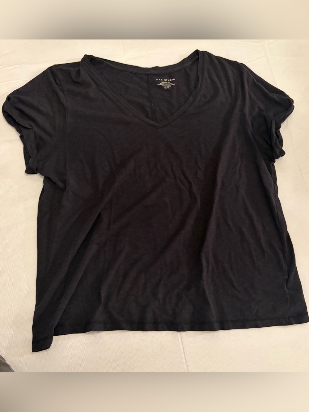 Max Studio Black V-Neck Short Sleeve Tee